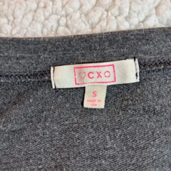 CXO Woman's size small grey V-neck sweater with back cutout - Picture 3 of 3